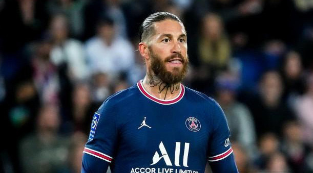 那不勒斯绝杀曼联,拉莫斯梅开二度法甲 那不勒斯绝杀曼联,拉莫斯梅开二度法甲