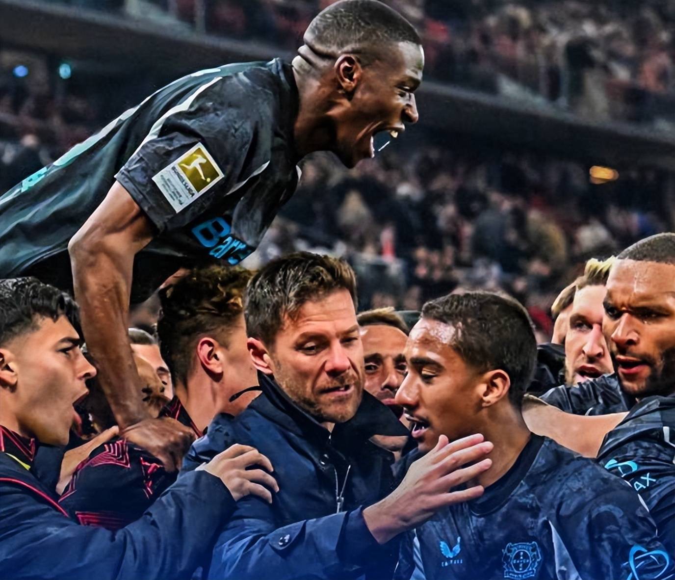 雷火电竞下载-AC米兰绝杀巴萨，卡瓦尼扑点救主法甲